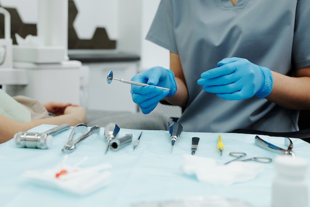 implanty zębowe dofinansowanie